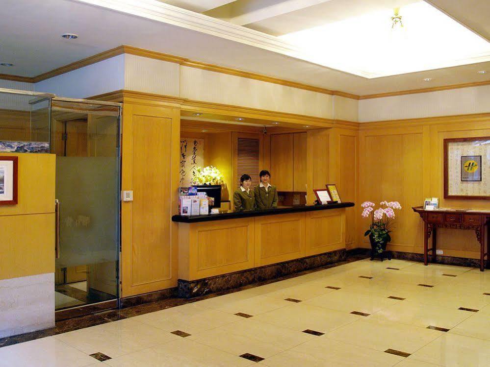 Dong Wu Hotel Taipé Exterior foto