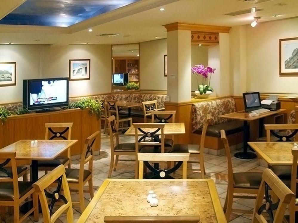 Dong Wu Hotel Taipé Exterior foto